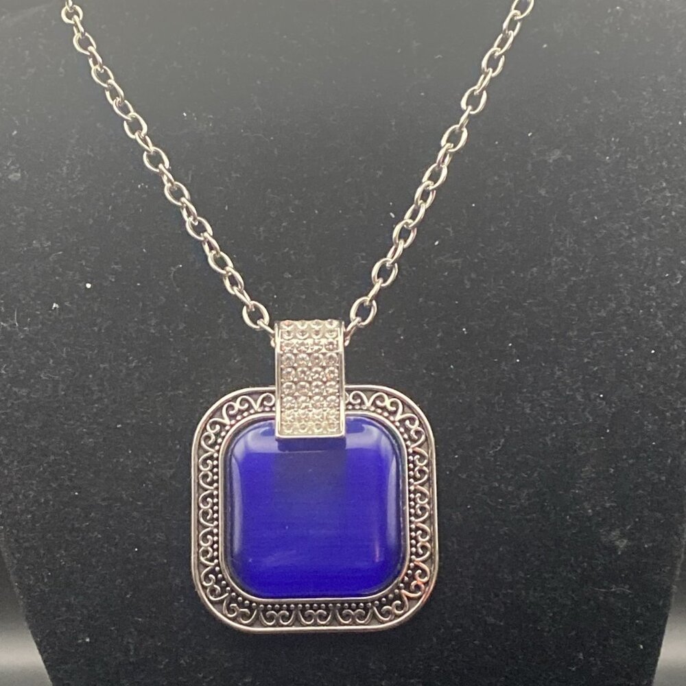Royal Blue Cat's Eye Pendant Iced Out CZ Hip Hop Silver Tone Chain Cable 34+2" - Picture 6 of 6